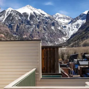 5.5 sky house telluride primary suite deck 1