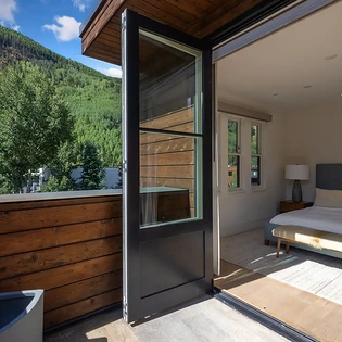 5.6 telluride alpenblick primary suite deck5