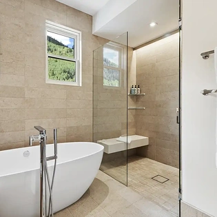 5.8 telluride alpenblick bathroom4 2