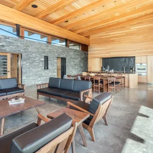 6.0 dining to kitchen the lookout   29 