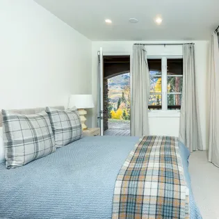 6.0 telluride lorian rise guest one