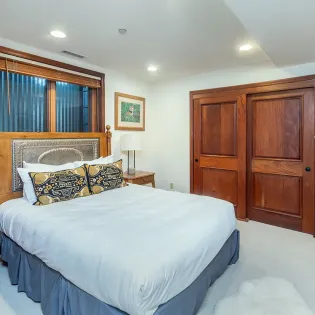 6.0 telluride south pacific townhouse guest two split king