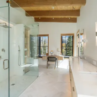 6.02 telluride the summit primary bath 