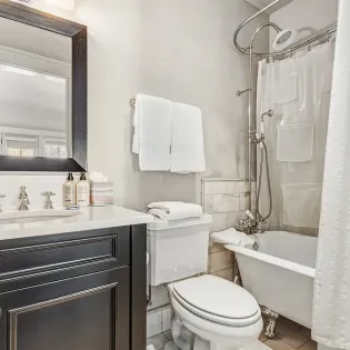 6.03 telluride creekside haven guest one bath