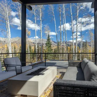 6.04 telluride the summit patio 