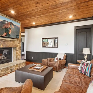 6.3 between the peaks mountain village den game room1