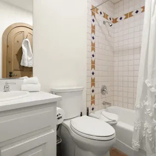 6.4 sky house telluride guest suite1 bathroom