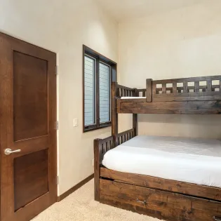 7 bear creek west telluride bunk room1