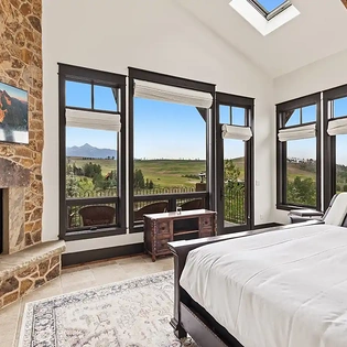 7.0 between the peaks mountain village primary suite4