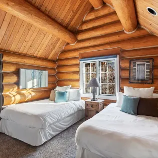 7.0 telluride sunlit snow guest two