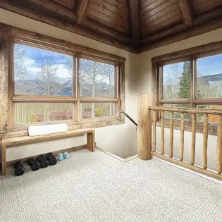 7.01 telluride alpen ridge yoga room 1