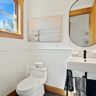7.01 telluride golden knoll powder room 