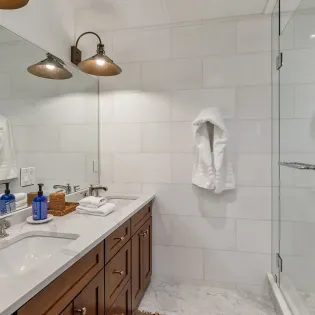 7.01 telluride spirits ridge guest bath three