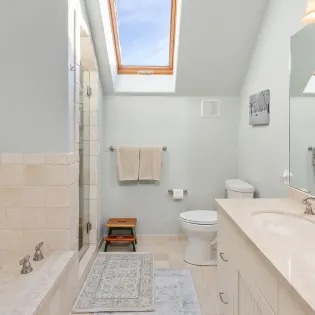 7.02 telluride solstice guest suite one bath