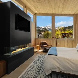 7.04 telluride monteluce primary suite