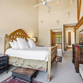 7.1 tristant 117 mountain village primary suite2
