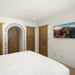 7.2 sky house telluride guest suite2 3