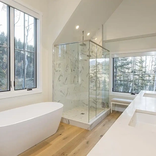 7.2 telluride overlook haus primary suite bathroom2