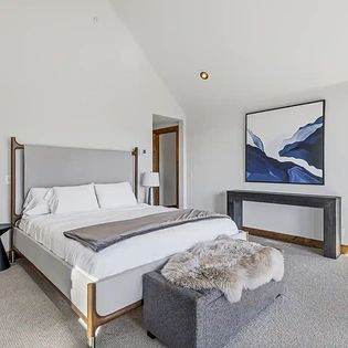 7.2 wild lupine telluride primary suite3