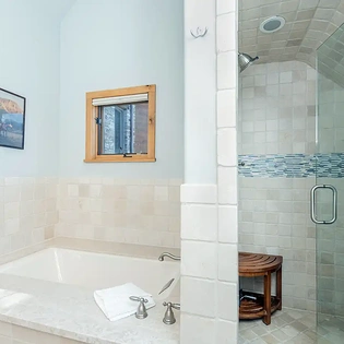 7.3 solstice ridge telluride guest suite1 bathroom2