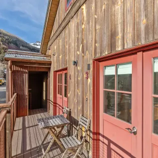 8.0 telluride ore light loft balcony