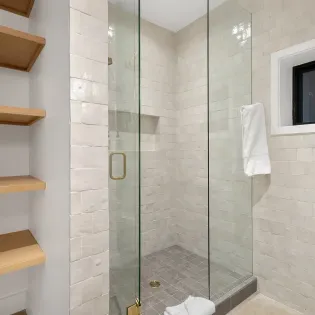 8.04 telluride magic on main guest one bath