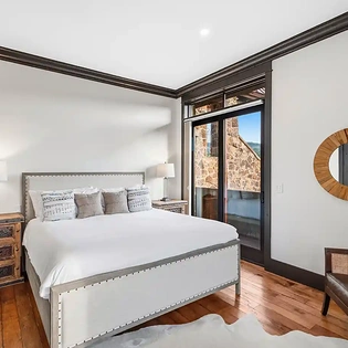 8.1 between the peaks mountain village guest suite1 2