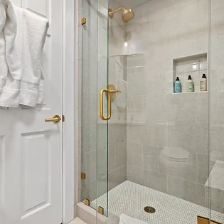 8.1 gold belt telluride full bath