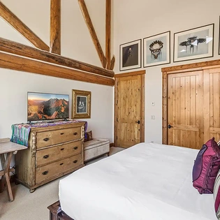 8.2 tristant 115 mountain village guest suite1 3