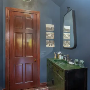 9.0 evergreen telluride main level half bath