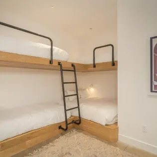 9.0 magic on main telluride bunk bedroom 16