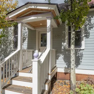 9.0 telluride hummingbird house exterior