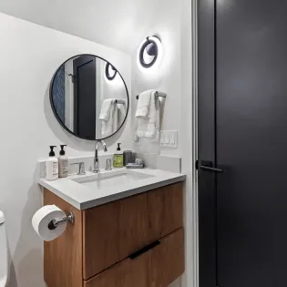9.02 guest bathroom the perch telluride  18 
