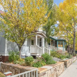 9.04 telluride hummingbird house exterior