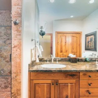 aspen ridge mountain village guest suite bath
