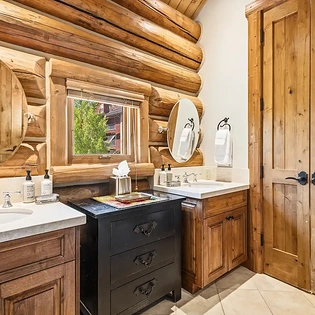 9.2 tristant 115 mountain village guest suite2 bathroom1