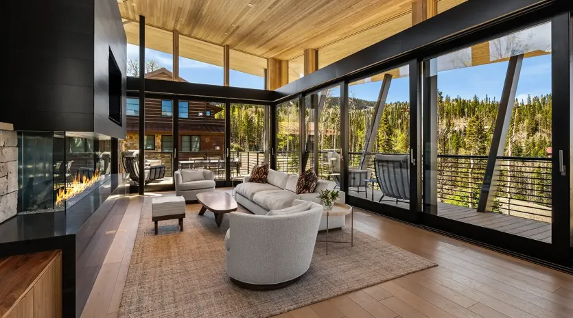 1.0 telluride monteluce living room