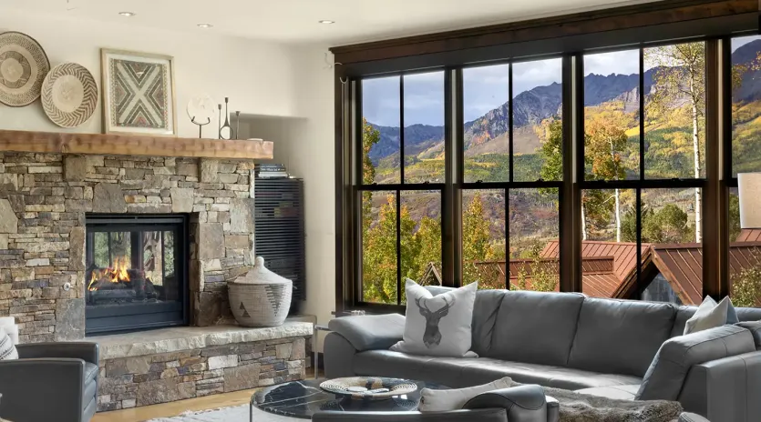 1.0 telluride on trails edge living room