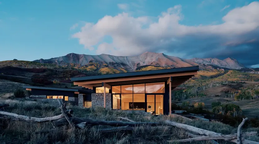 1.00 telluride the ookout 