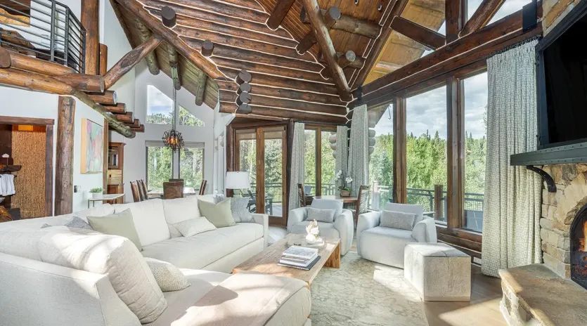 1.3 slopeside chateau telluride living room