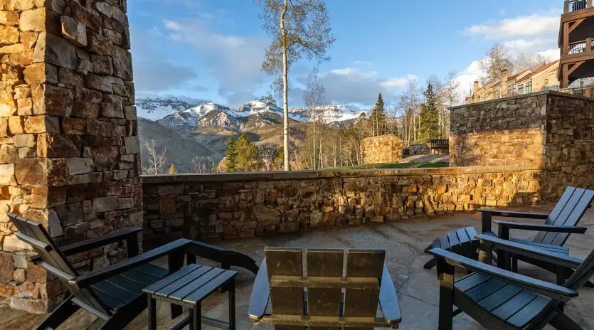 11.0 telluride spirits ridge deck view