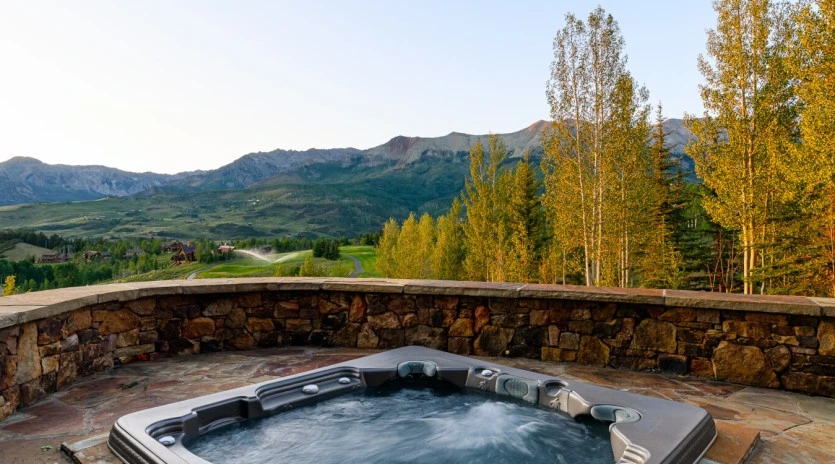 telluride snowdrift chalet hot tub