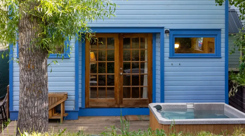 2 telluride town charm back exterior hot tub
