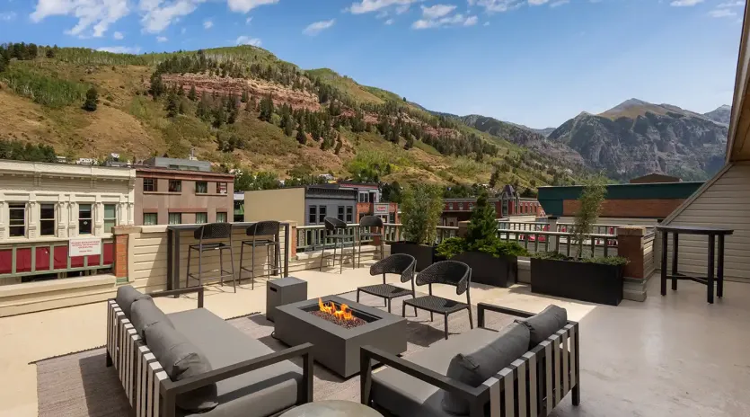 2.0 heritage penthouse deck 