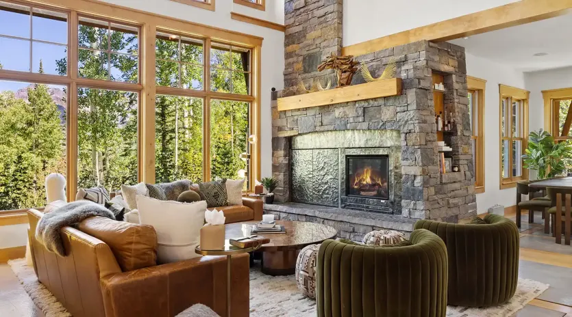 2.0 telluride golden knoll living room2