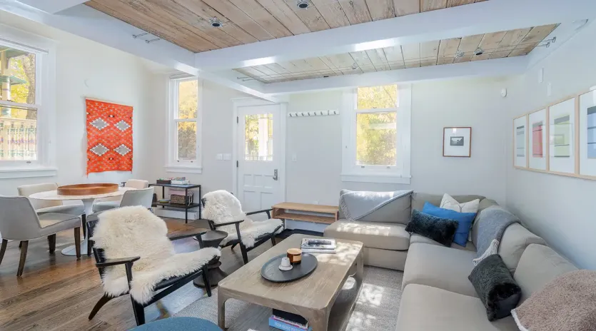 2.0 telluride hummingbird house living room