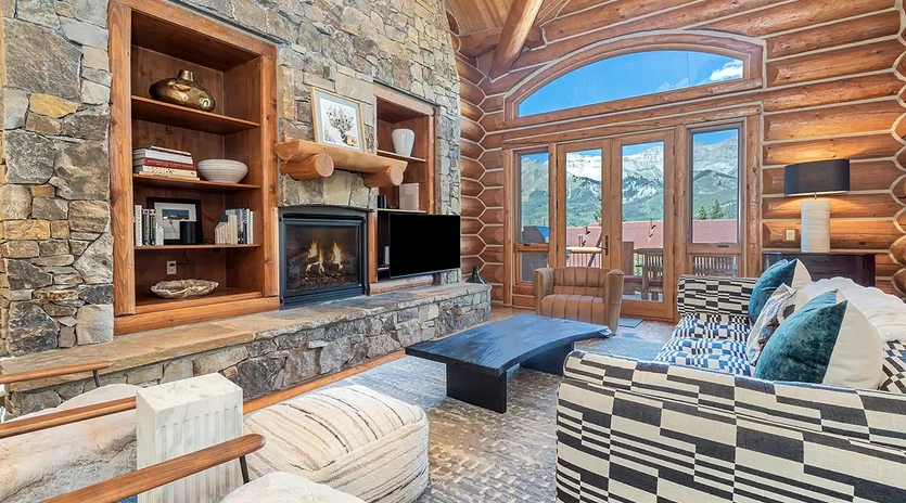 2.0 tristant 125 mountain village living room1