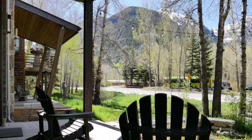 telluride parkside retreat front deck chairs