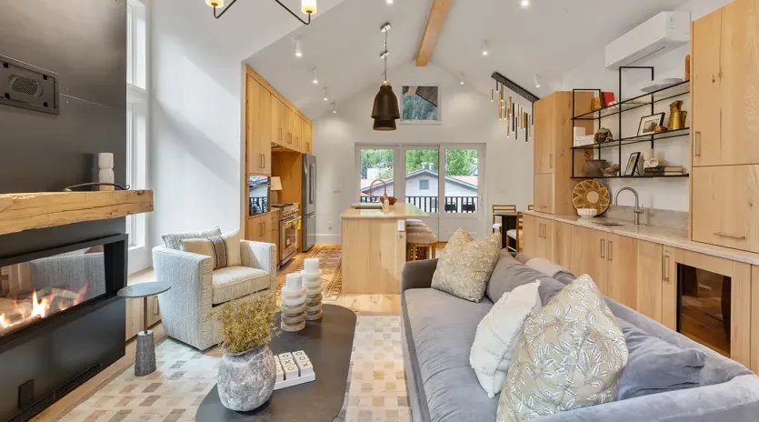 2.03 living room mears station a telluride  15 