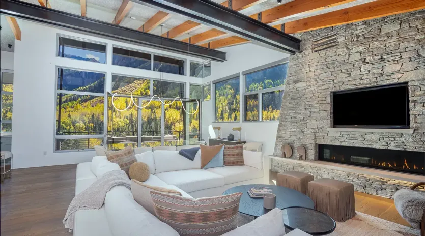 2.03 telluride brial veil retreat living room